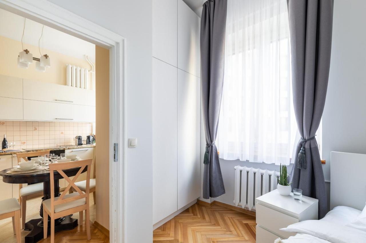 P&O Serviced Apartments Plac Konstytucji Varsó Kültér fotó